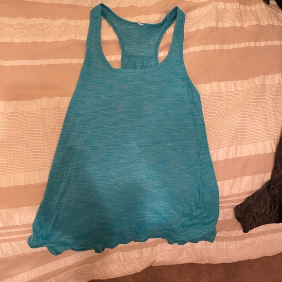 Lululemon tank